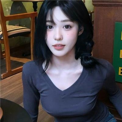 隔壁的吸血鬼美眉